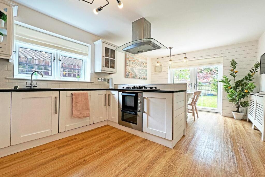 Bluebell House Home In Country Village. Nec/Stratford/Birmingham Solihull Esterno foto